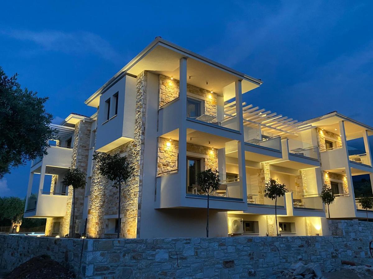 Luminous Luxury Apartments Ліменас Екстер'єр фото