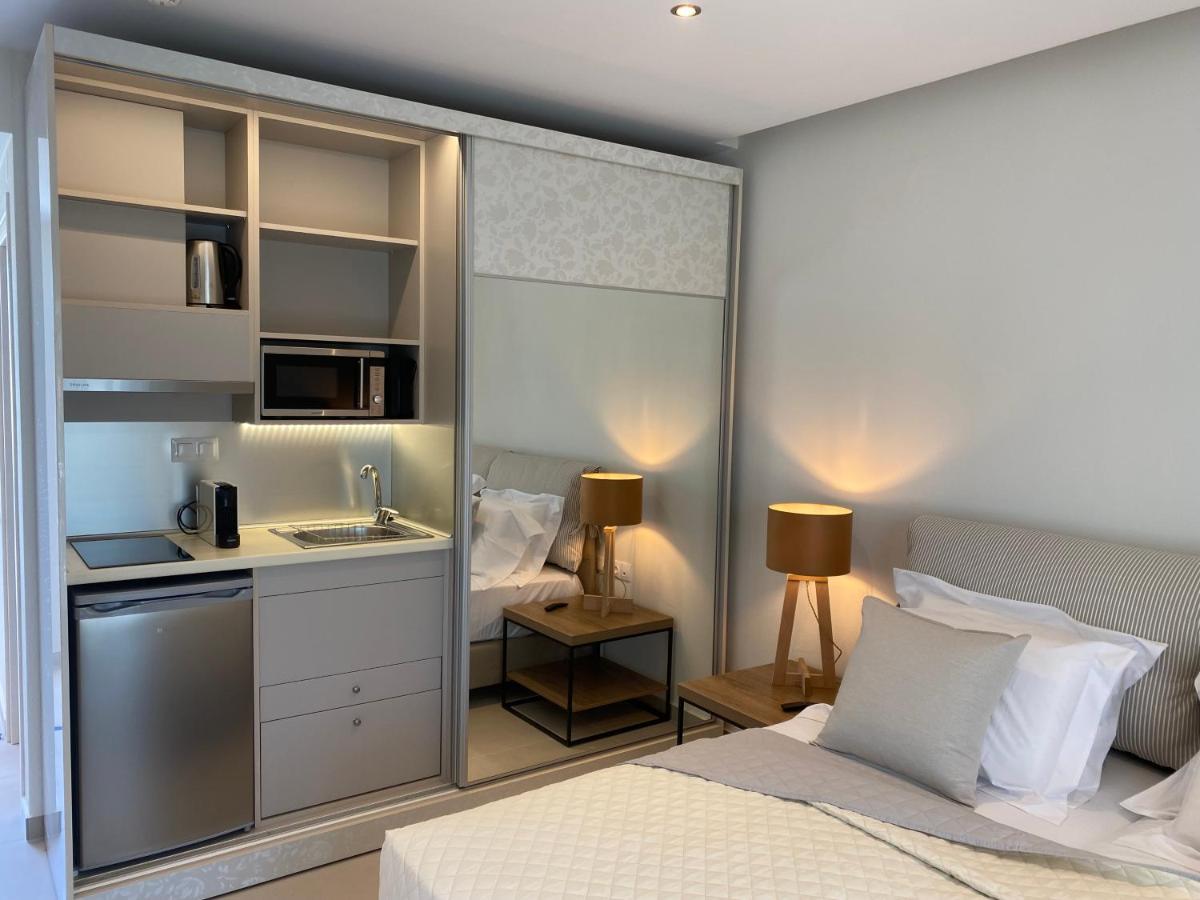 Luminous Luxury Apartments Ліменас Екстер'єр фото